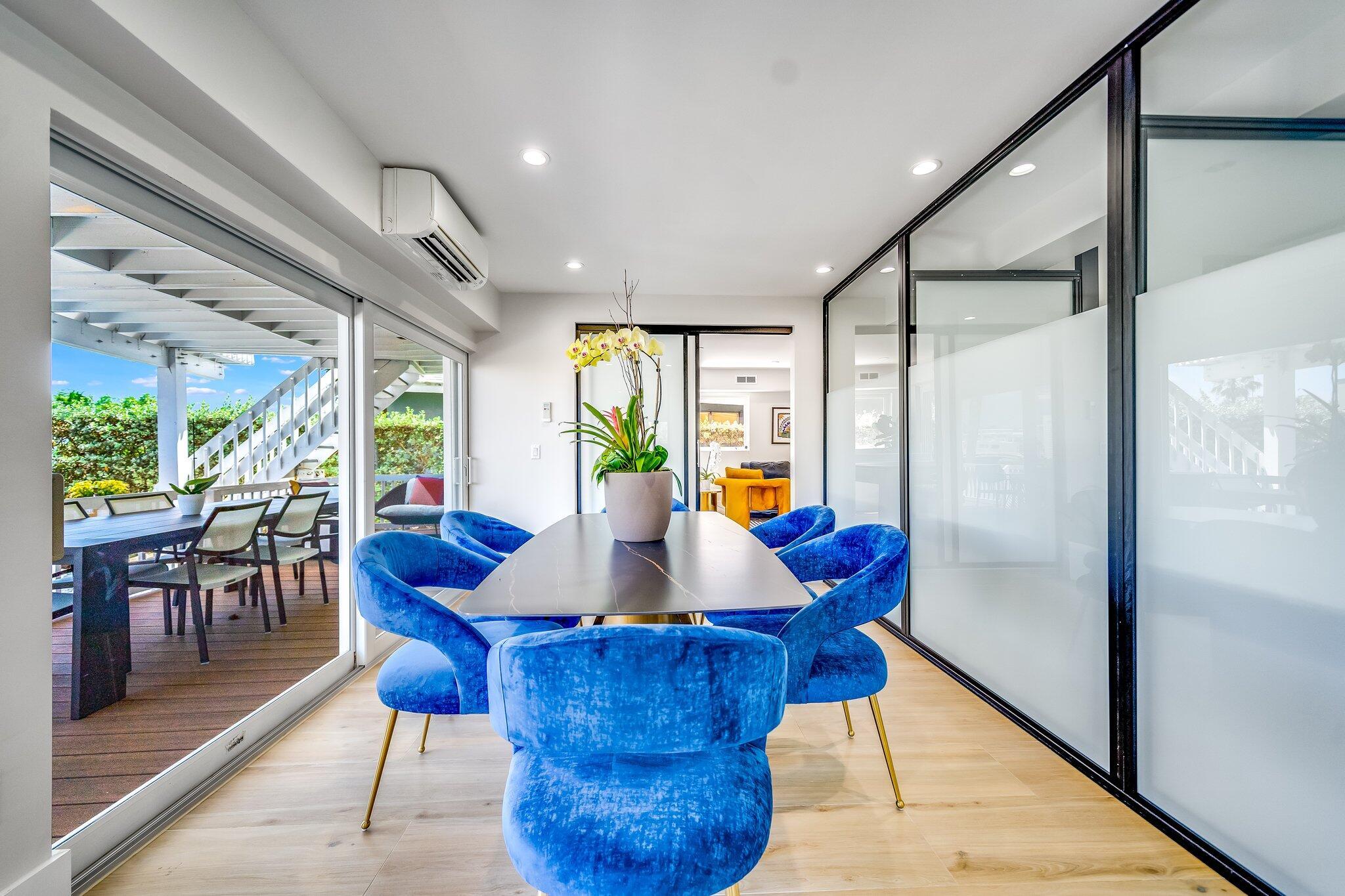 CORAL POINT - Commercial Sale