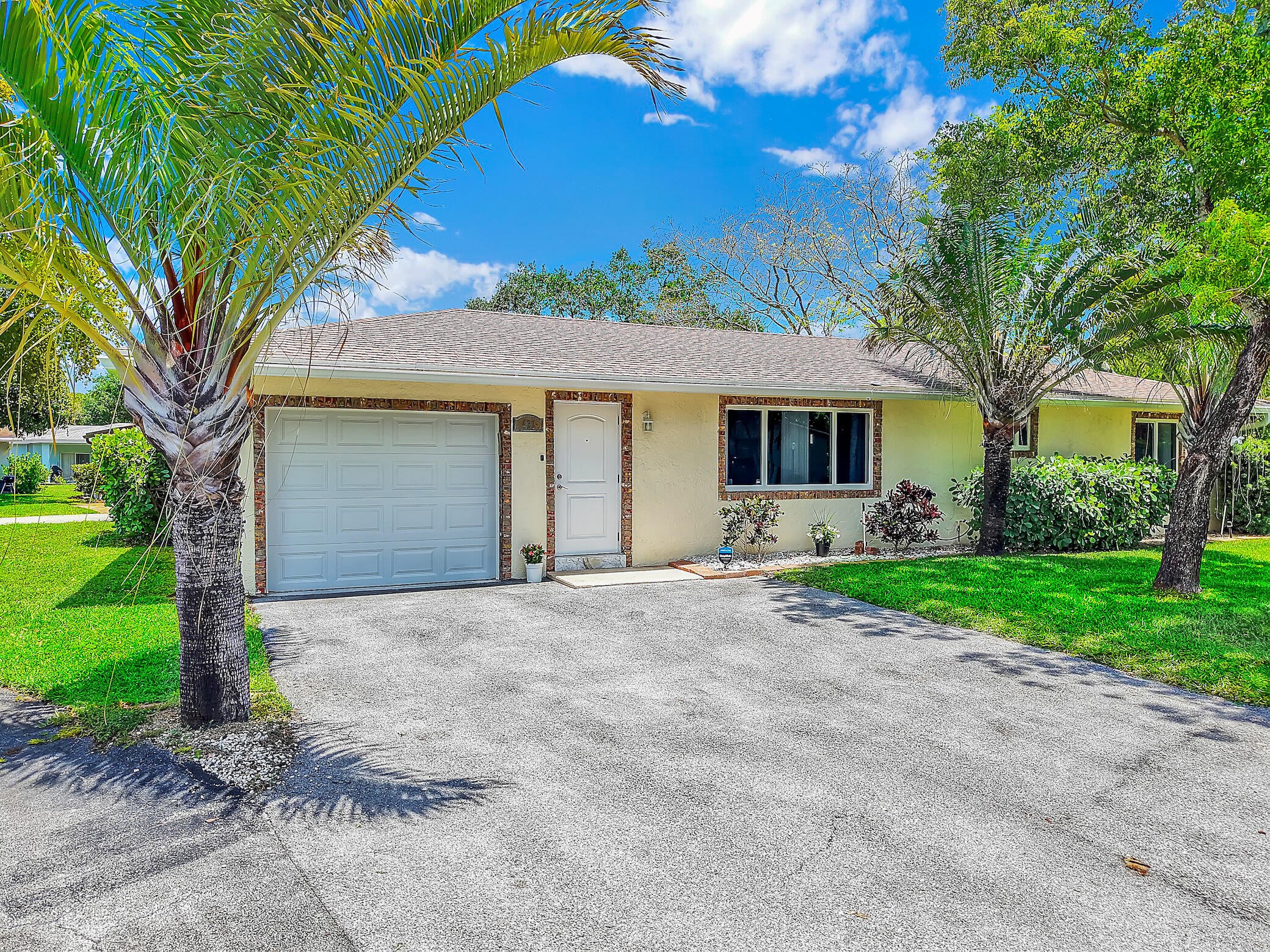 432 SW NATURA Avenue