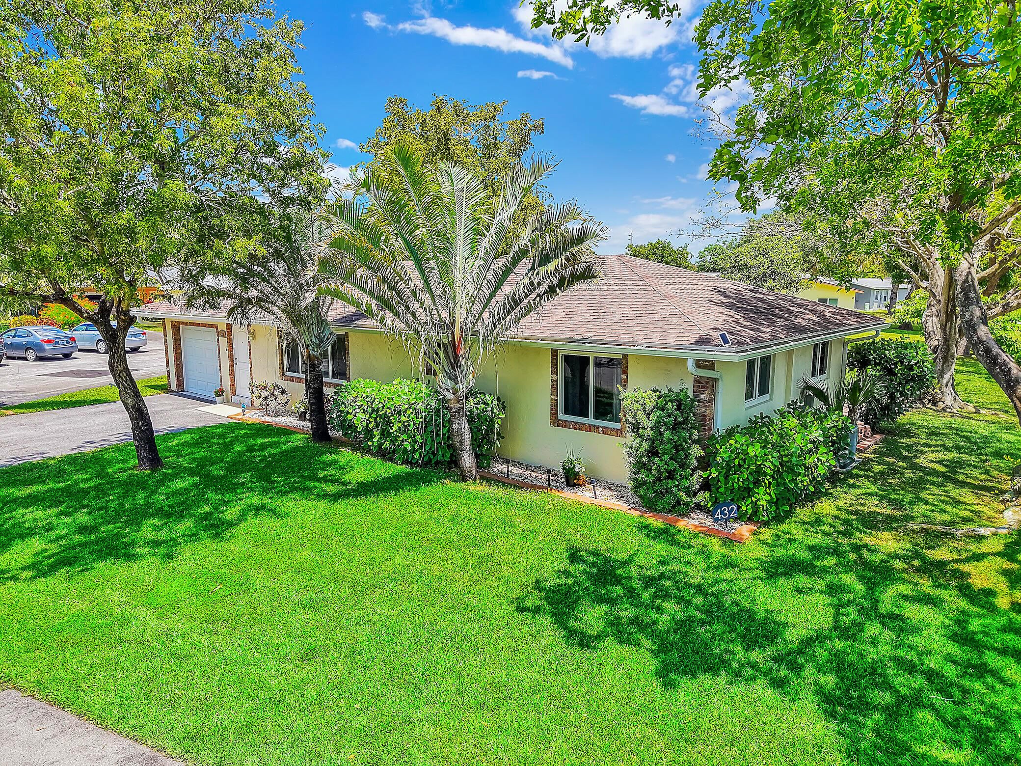 432 SW NATURA Avenue