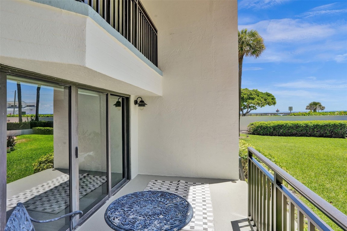 Island Point Condominium - Residential