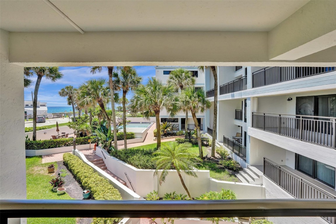 Island Point Condominium - Residential