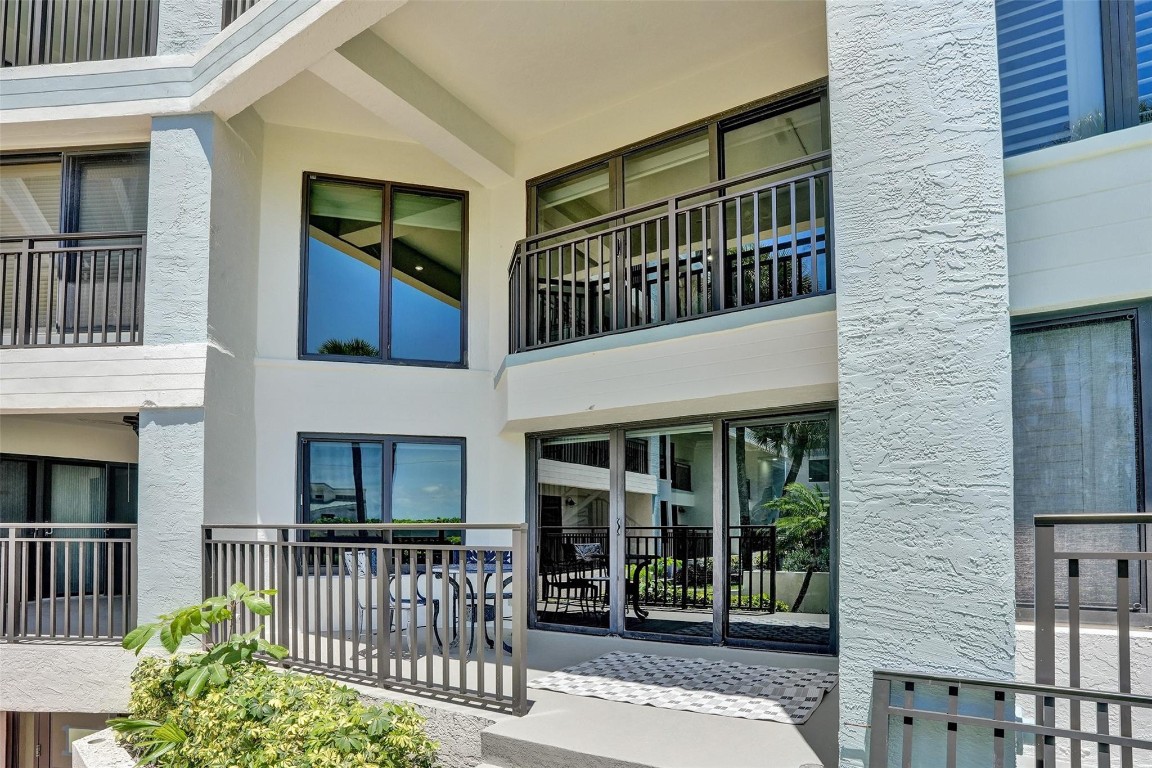 Island Point Condominium - Residential