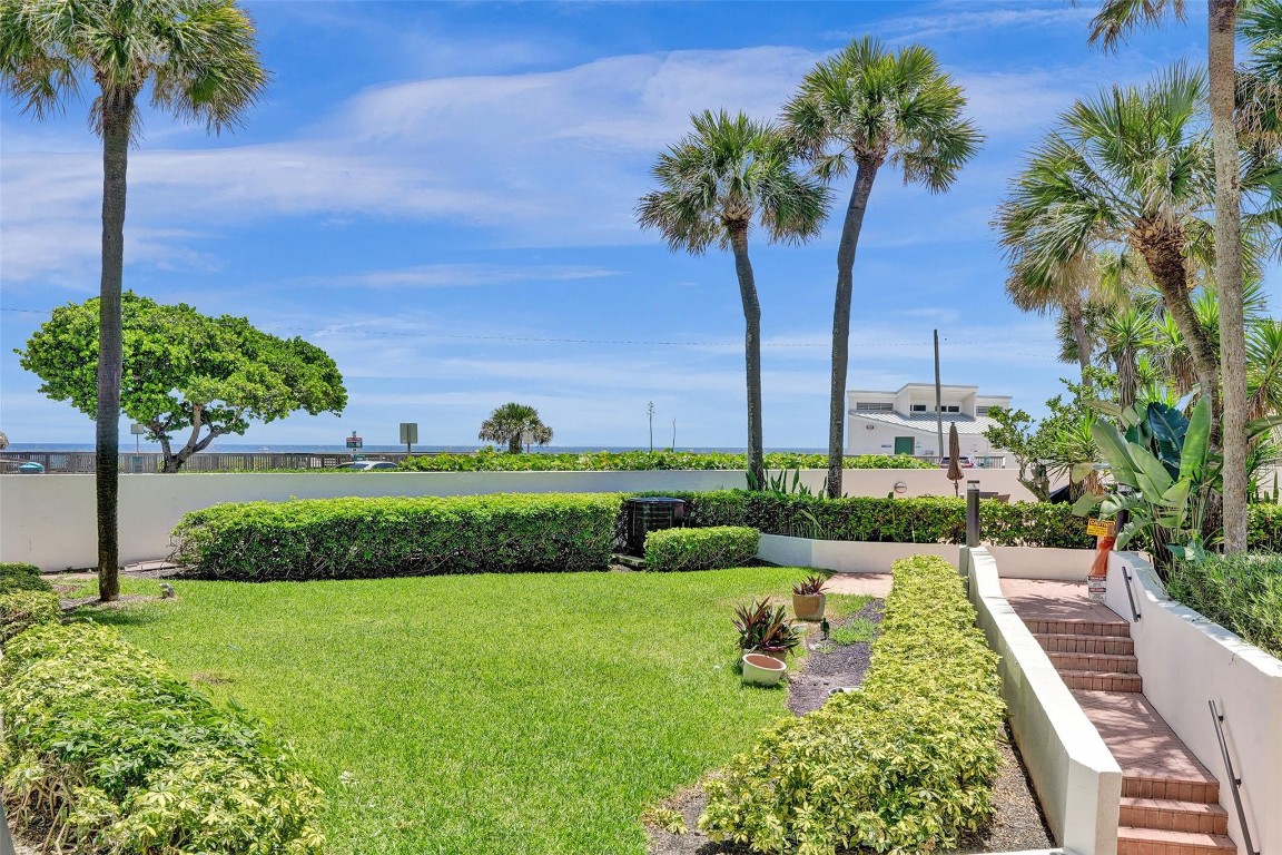 Island Point Condominium - Residential