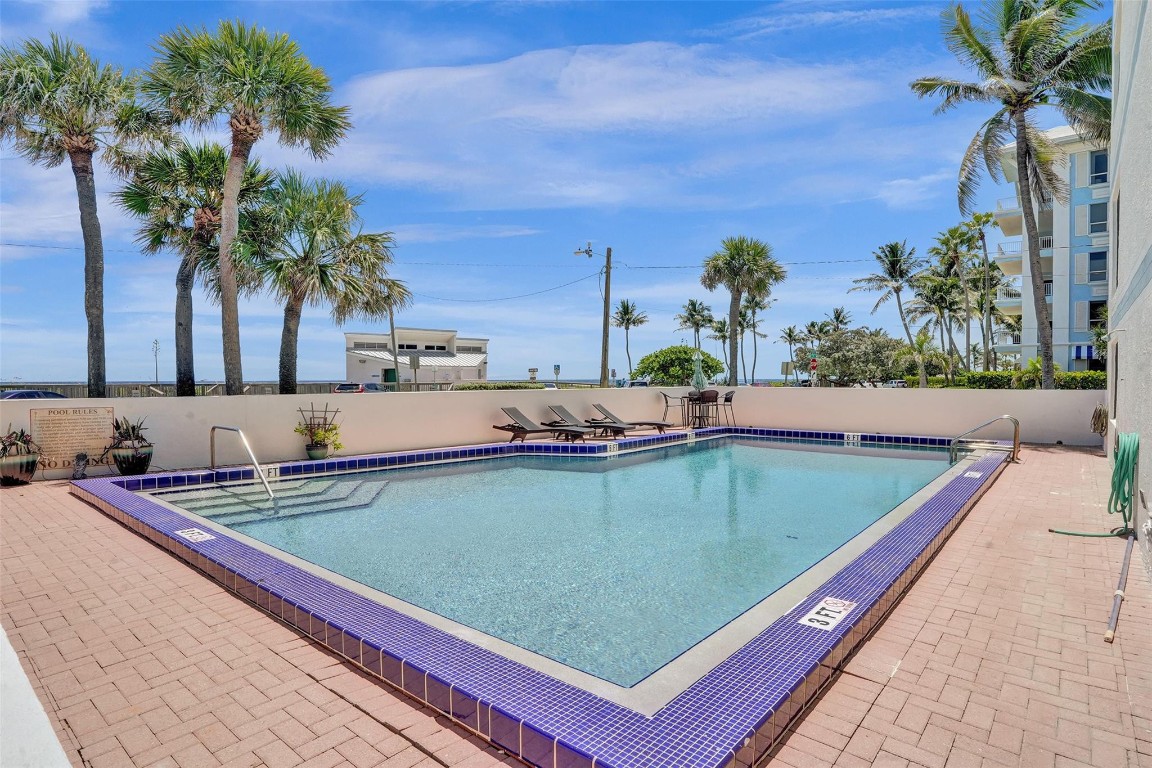 Island Point Condominium - Residential