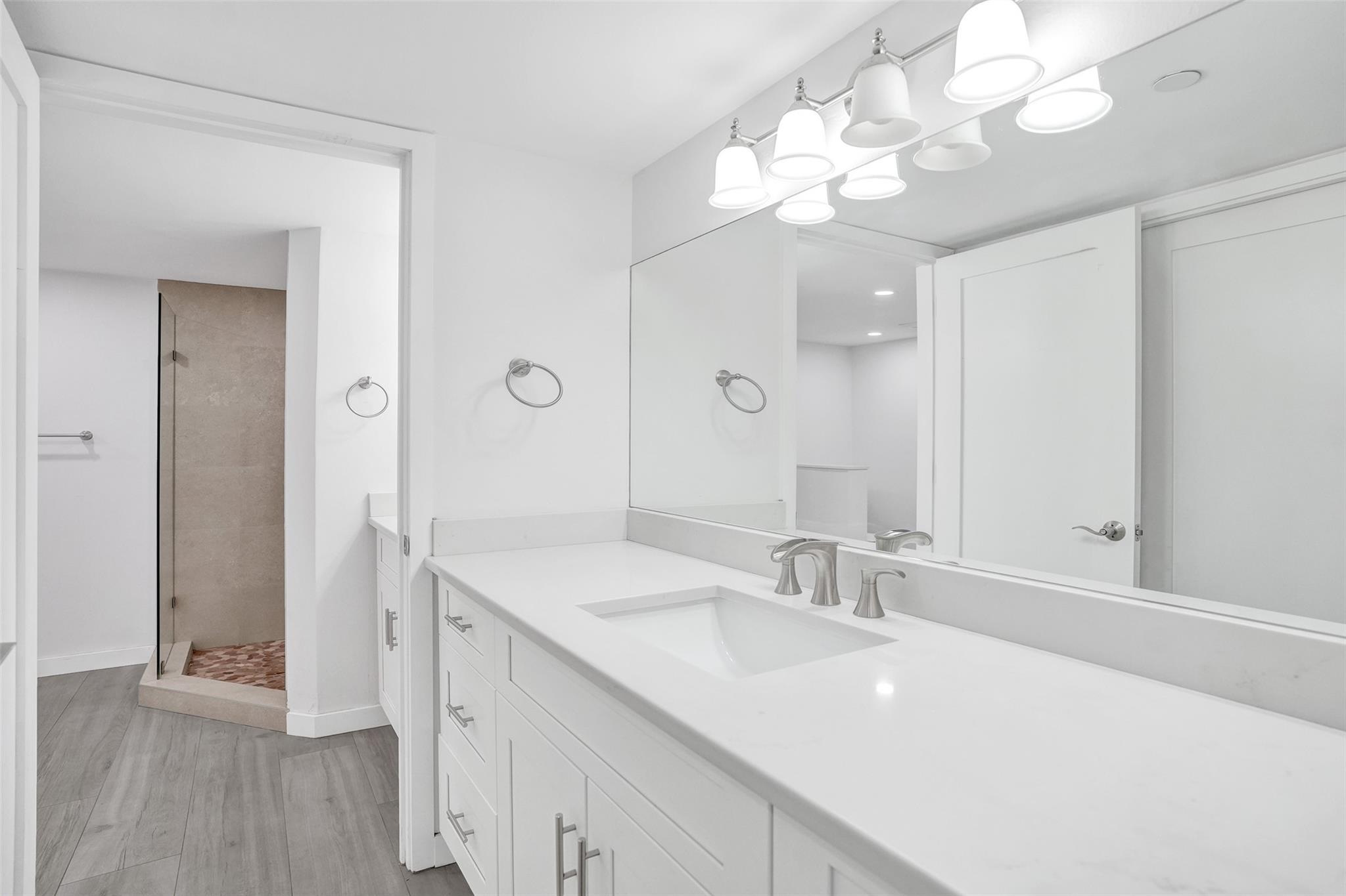 Island Point Condominium - Residential