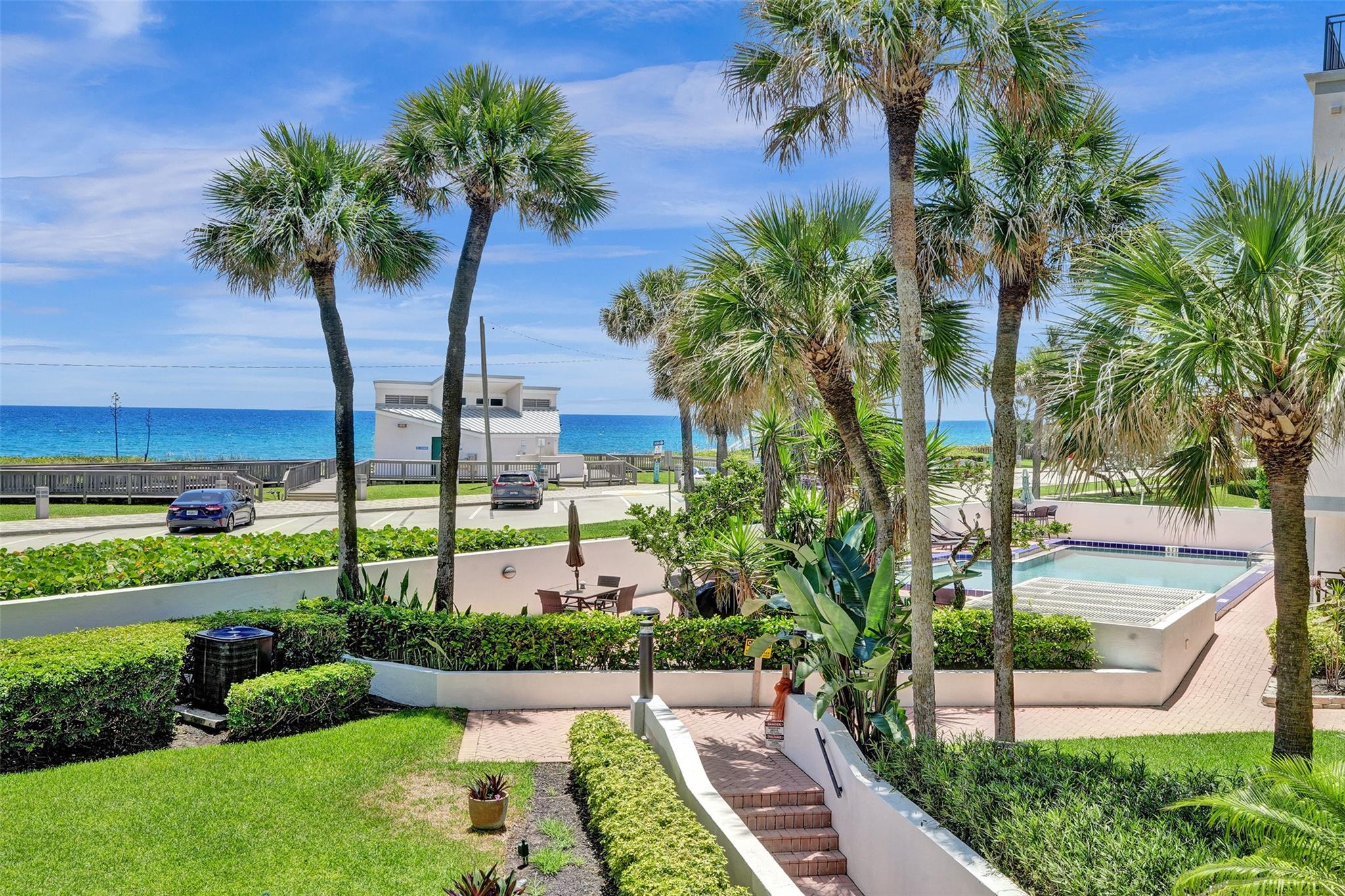 Island Point Condominium - Residential