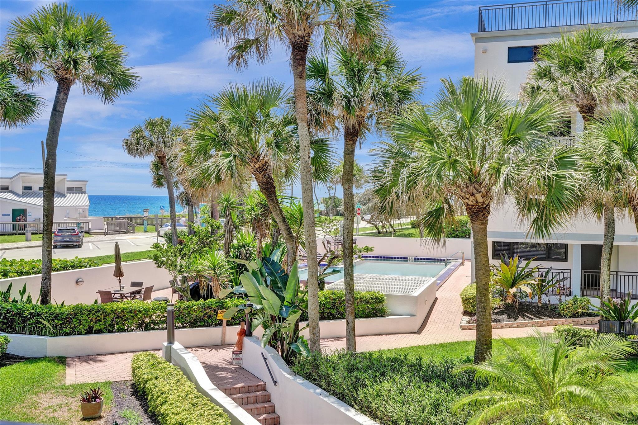 Island Point Condominium - Residential