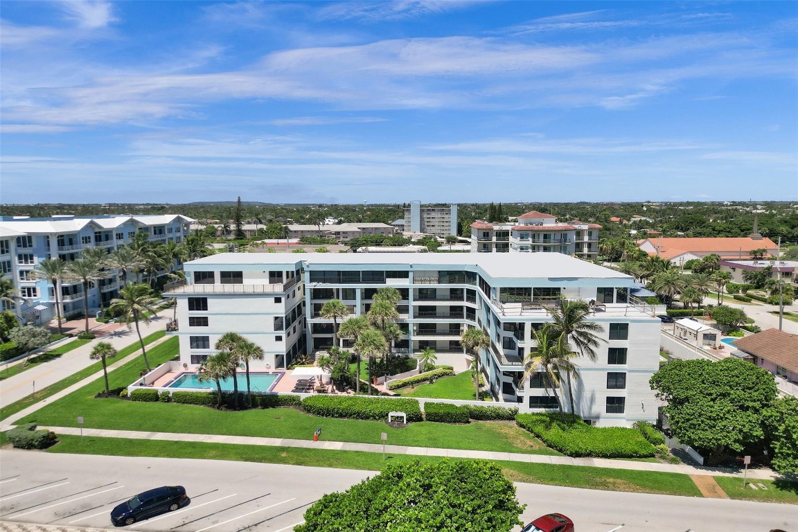 Island Point Condominium - Residential