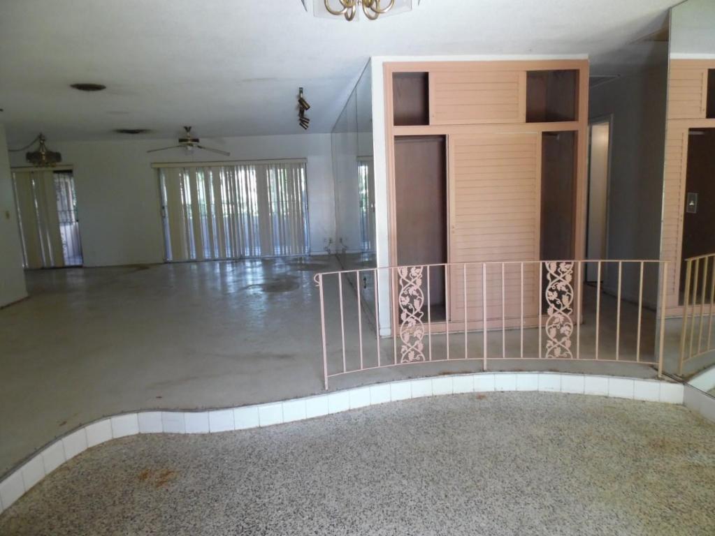 WESTFIELD AT WPB - Residential