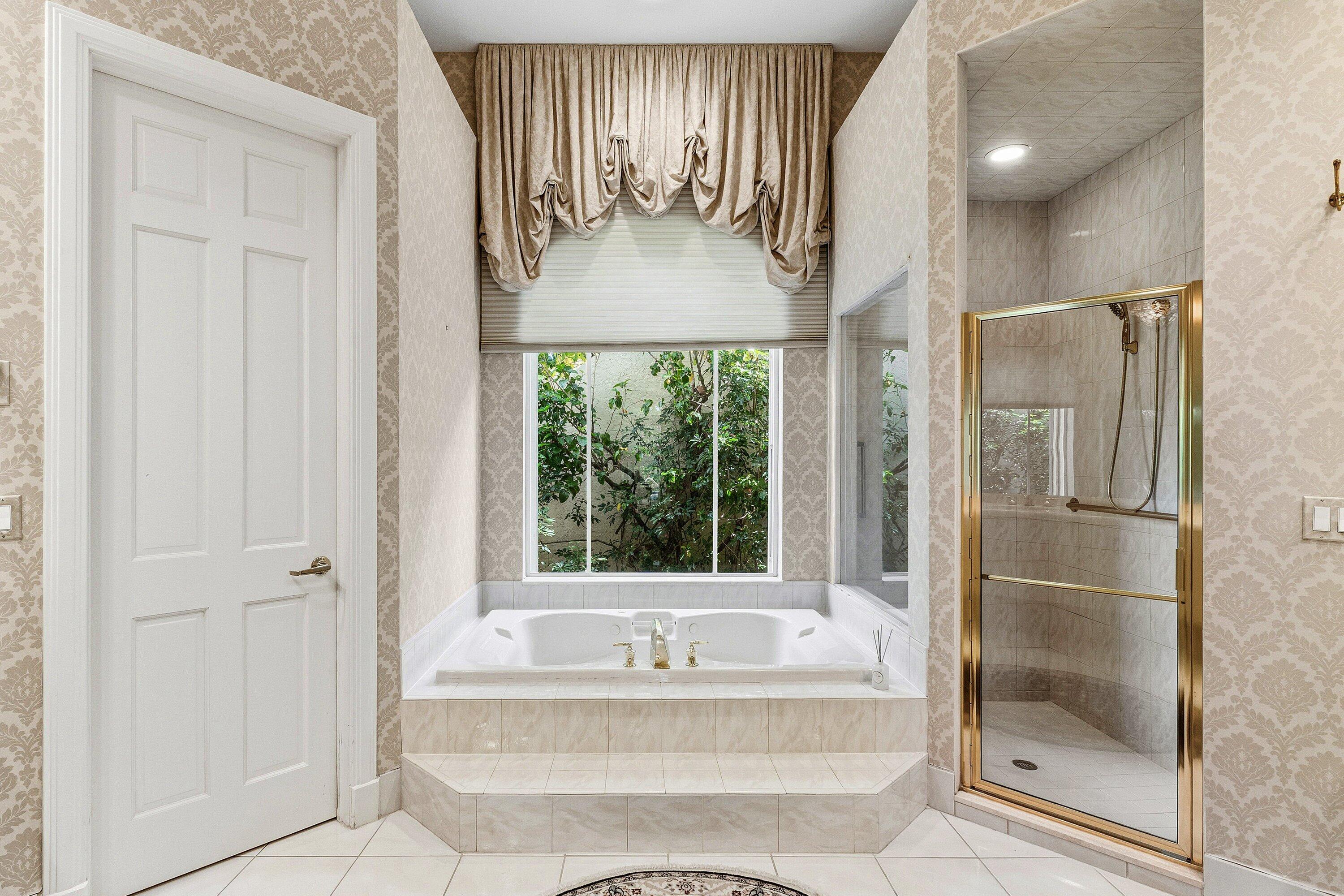 BALLENISLES - Residential