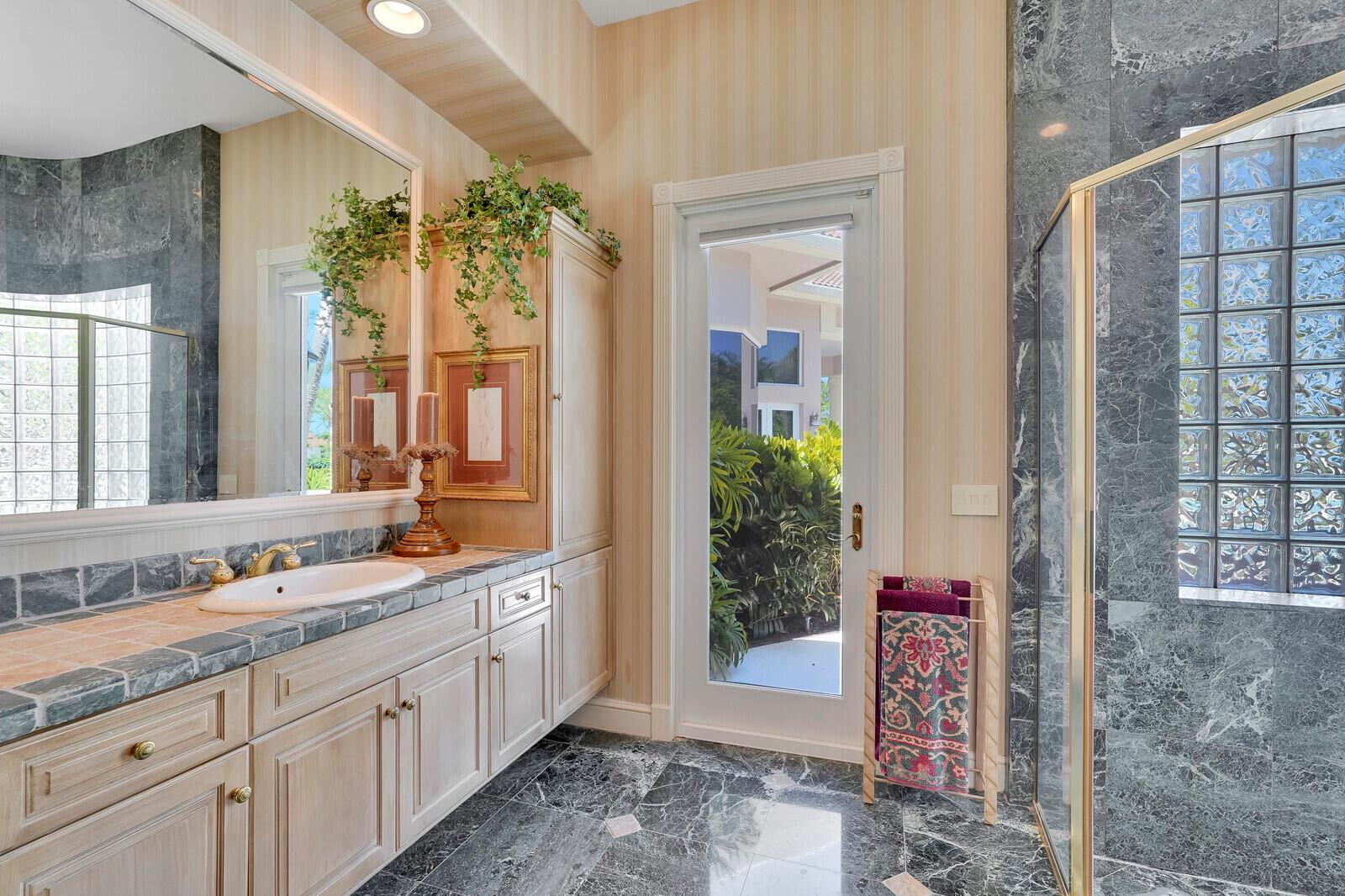 BALLENISLES - Residential