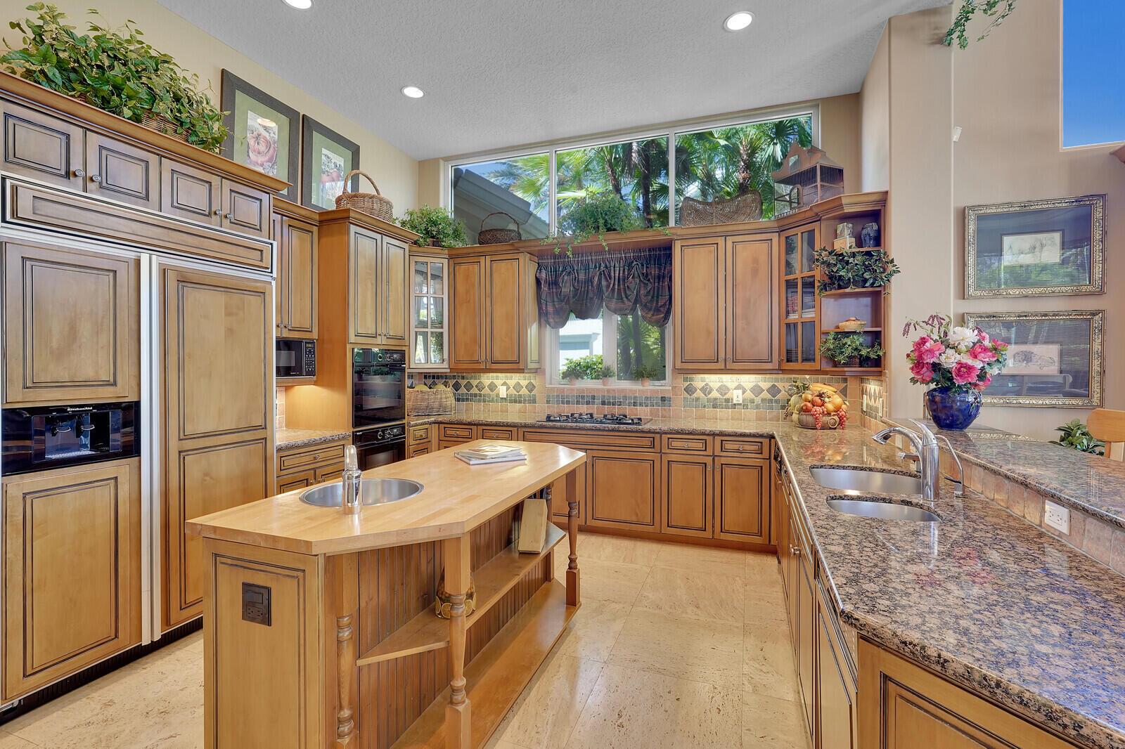 BALLENISLES - Residential