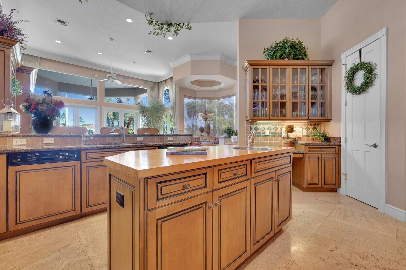 BALLENISLES - Residential