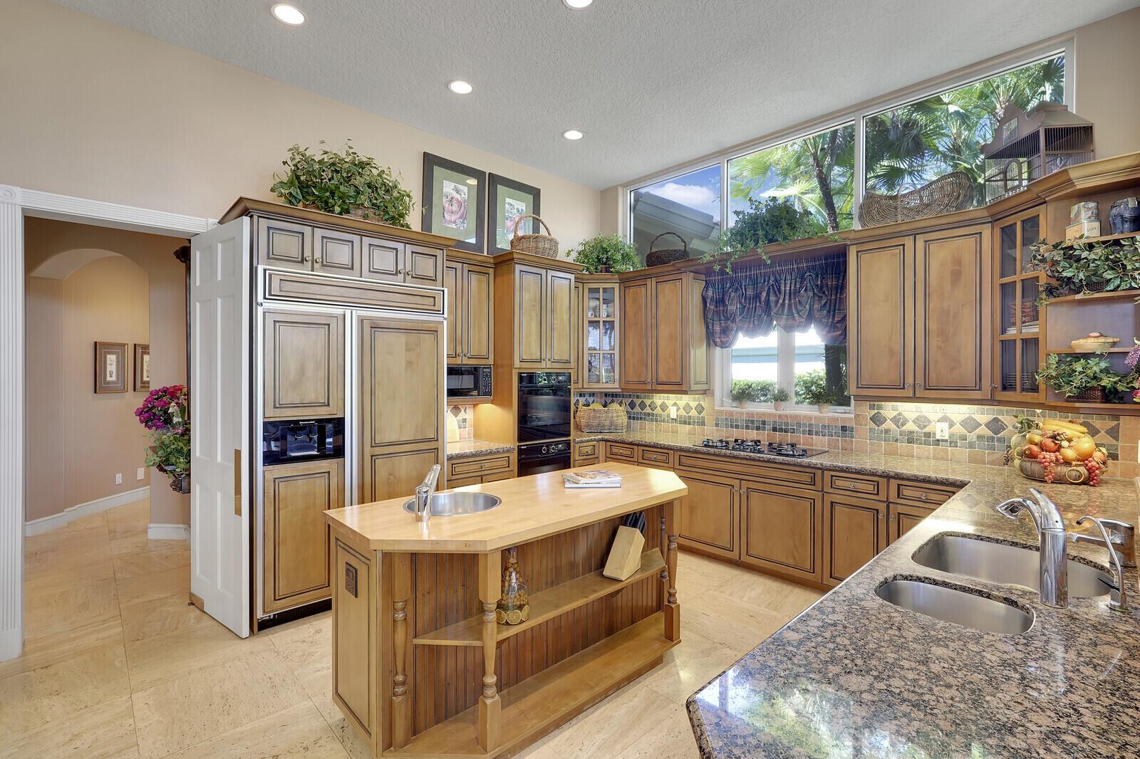 BALLENISLES - Residential