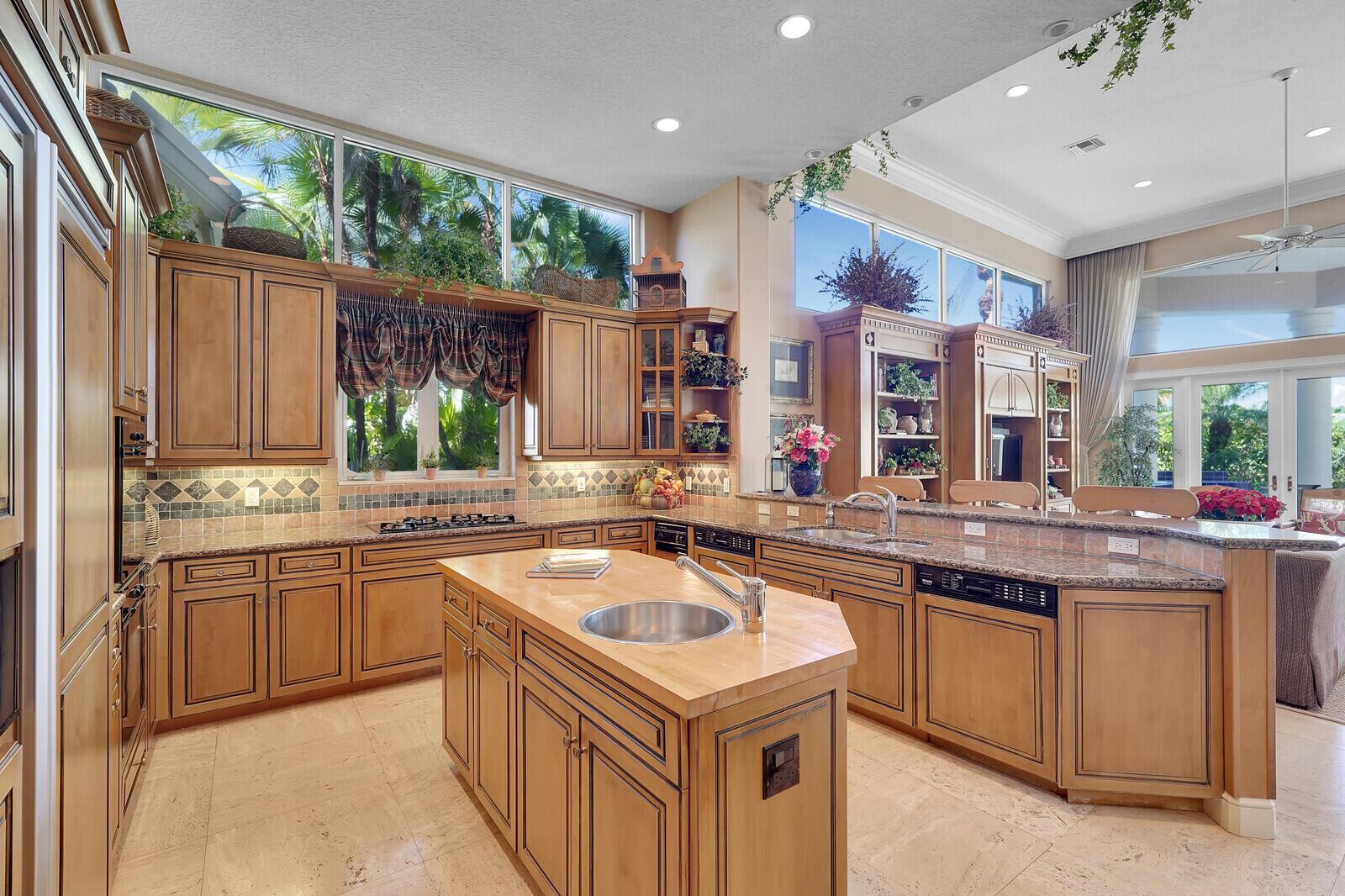 BALLENISLES - Residential