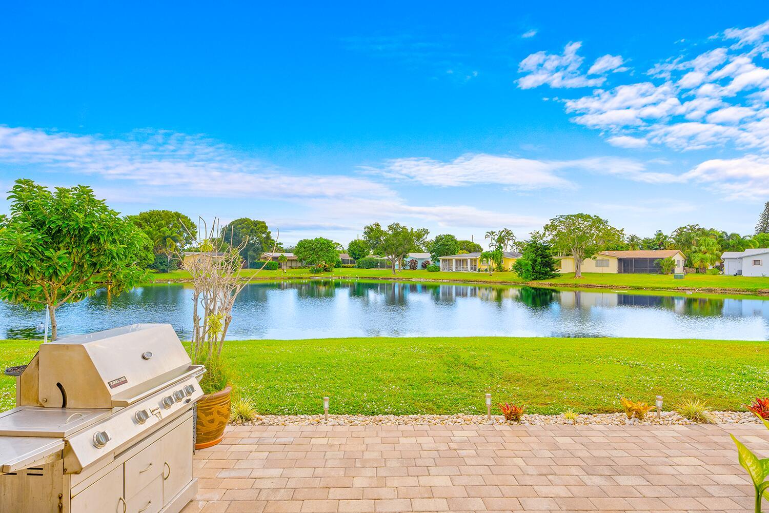 COCO WOOD LAKES SEC 1 - Residential