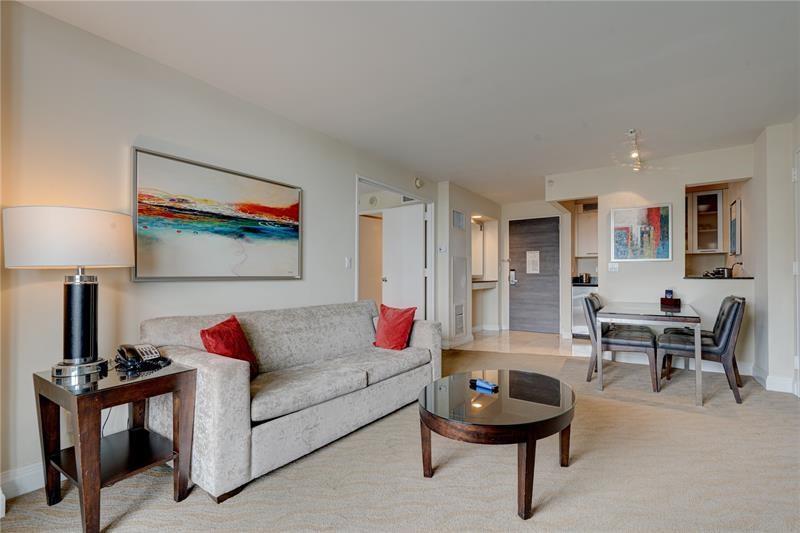 Gallery One by Hilton - Residential