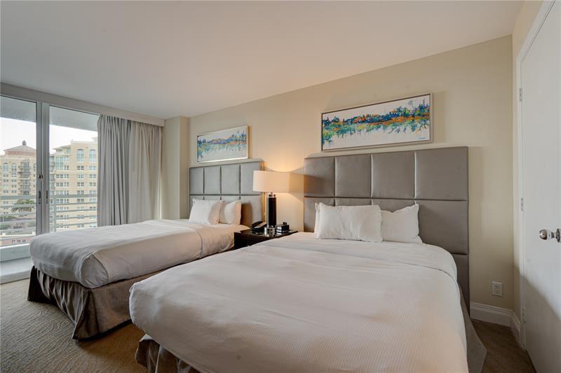 Gallery One by Hilton - Residential