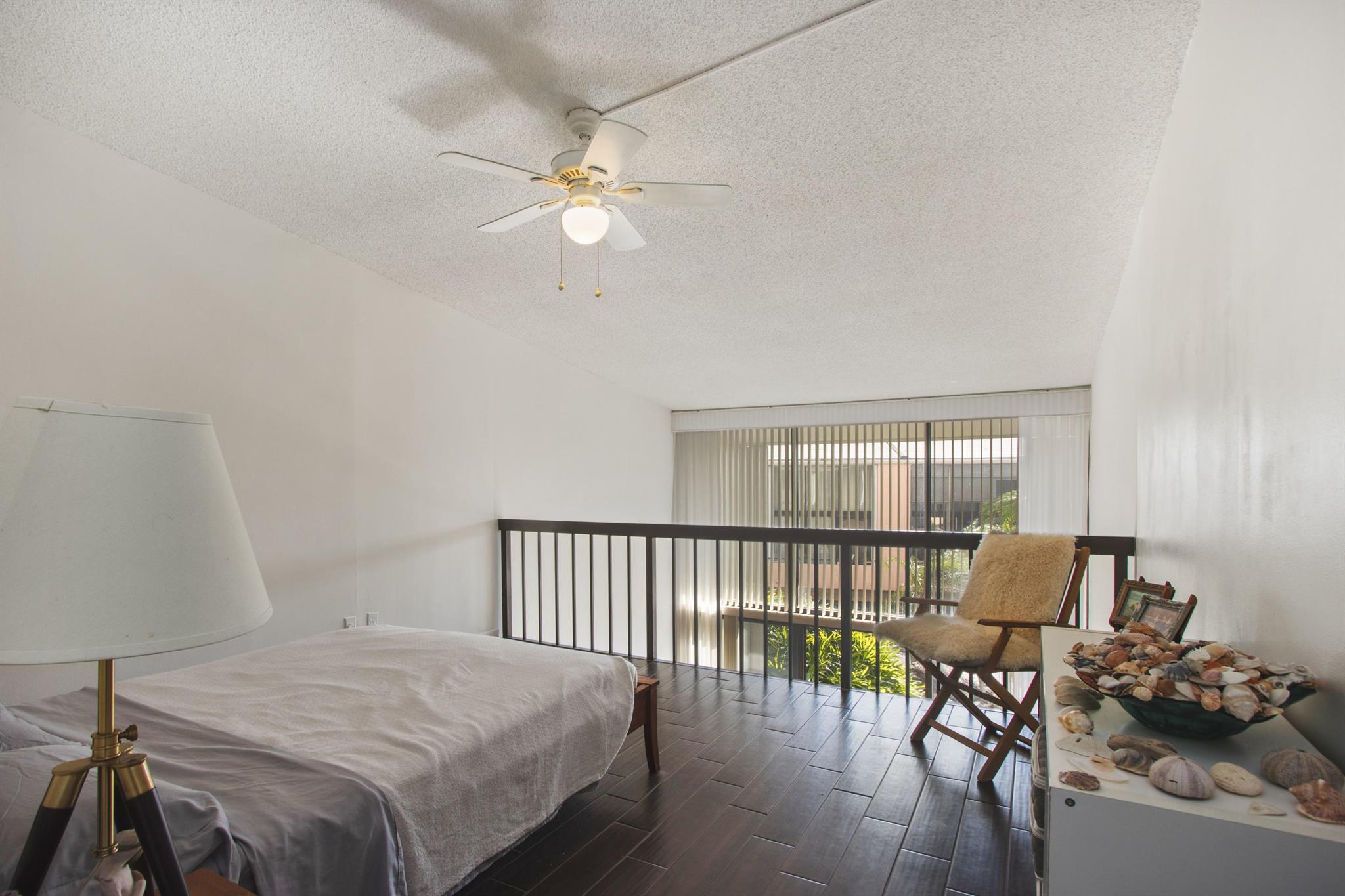 MAYFAIR HOUSE CONDO - Residential