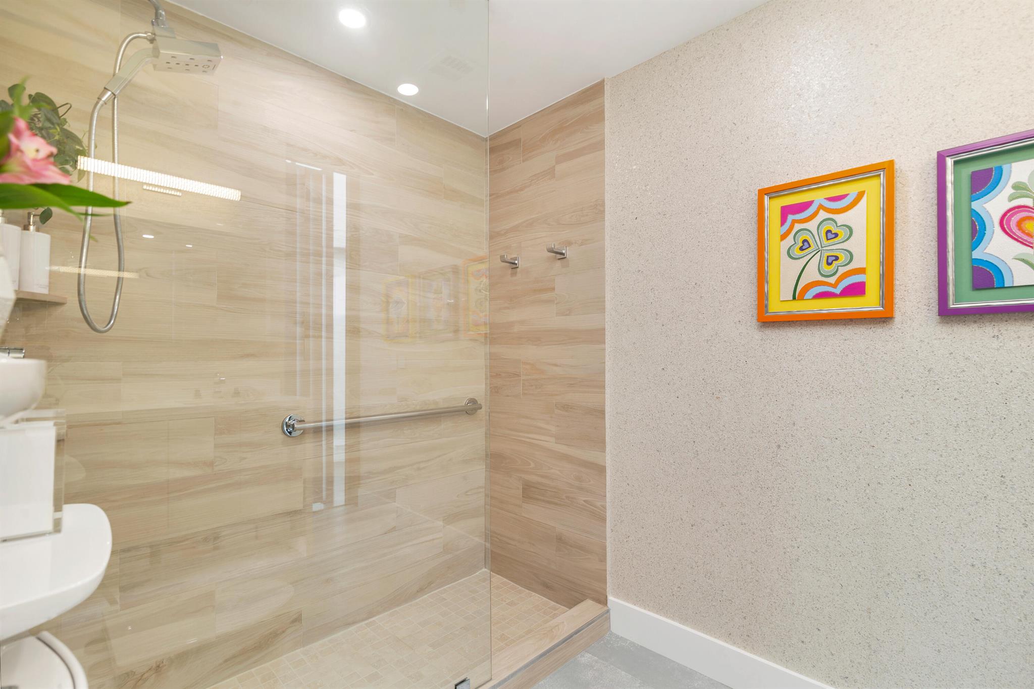 OCEAN EIGHTEEN CONDO - Residential