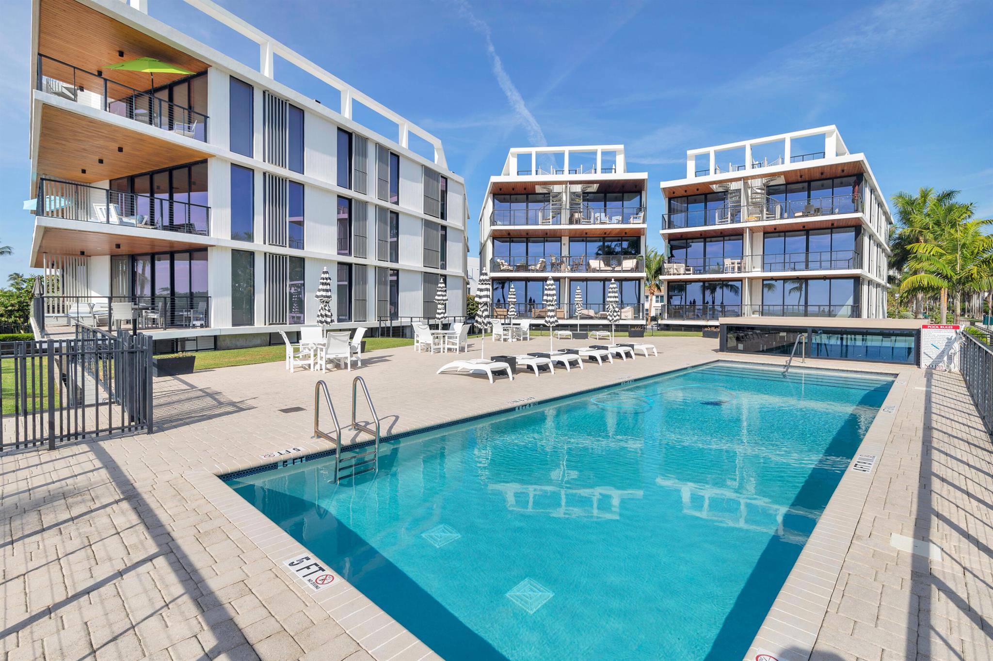 OCEAN EIGHTEEN CONDO - Residential