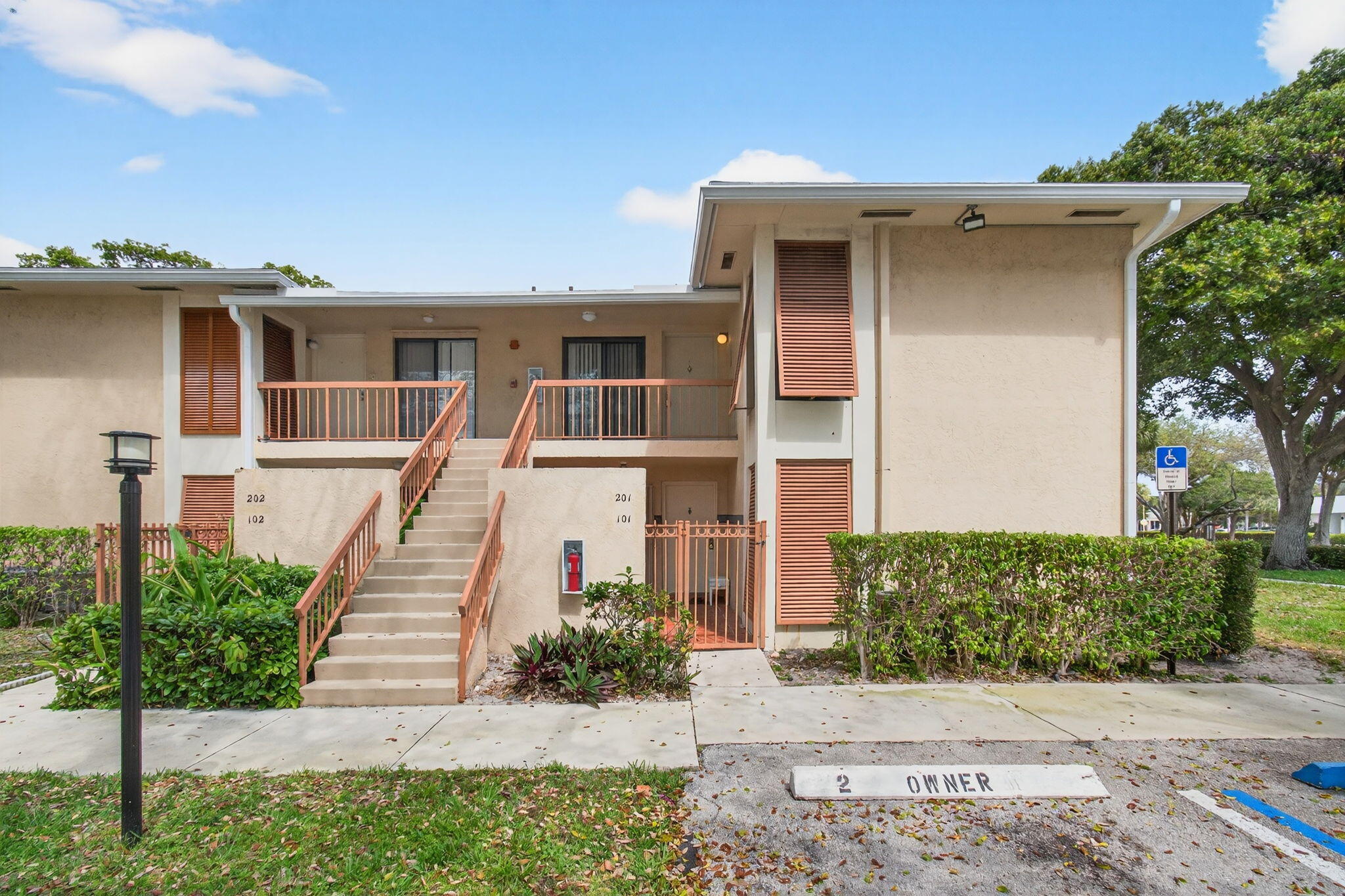 SANCTUARY PINES IN BOCA RATON CONDO - Residential Lease