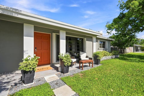 Photo of 496 NW 47TH Court, Oakland Park, FL 33309 (MLS # B26063801)