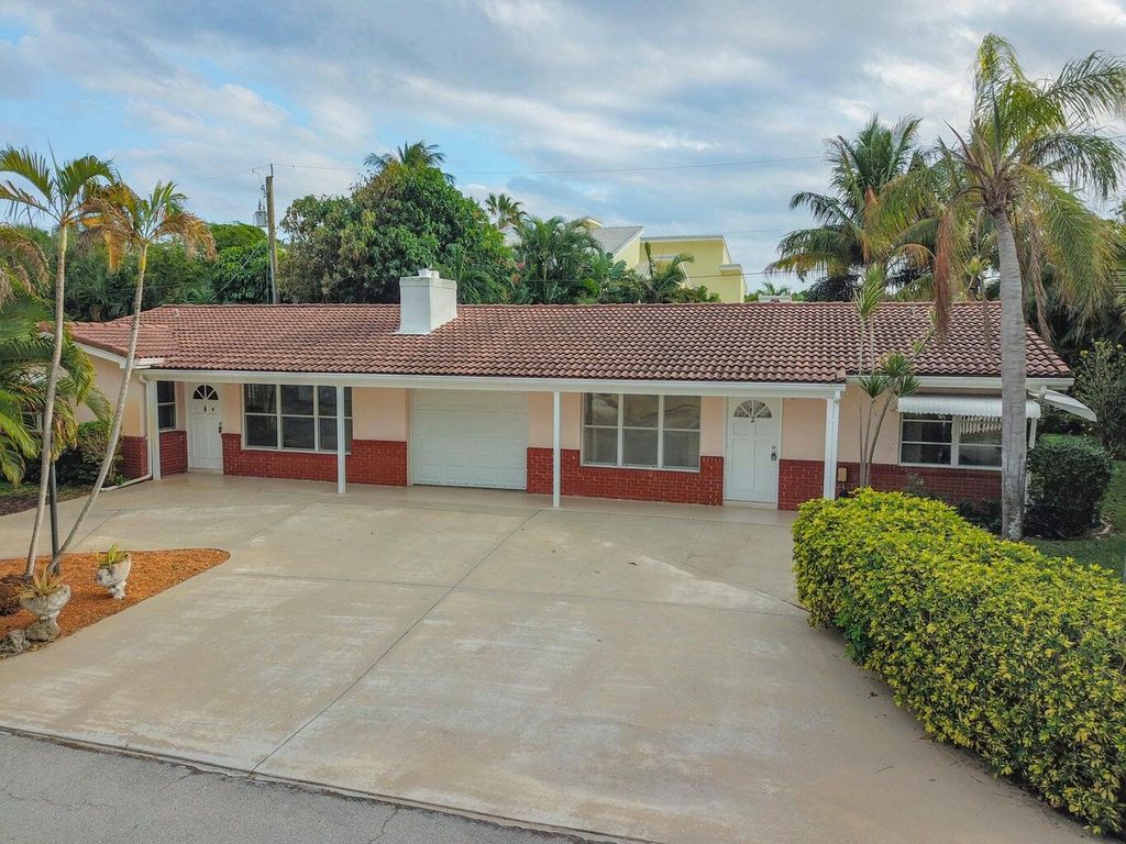 Photo of 2 Hersey Drive, Ocean Ridge, FL 33435 (MLS # R11072348)