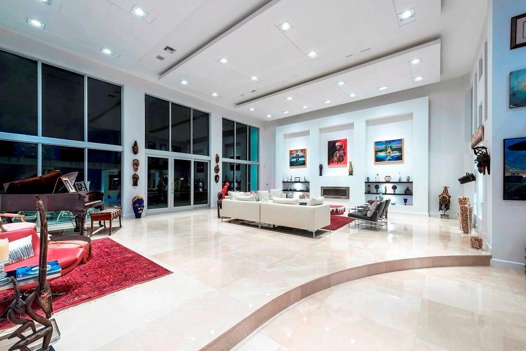 Hollywood Lakes Sec 1-32 - Residential