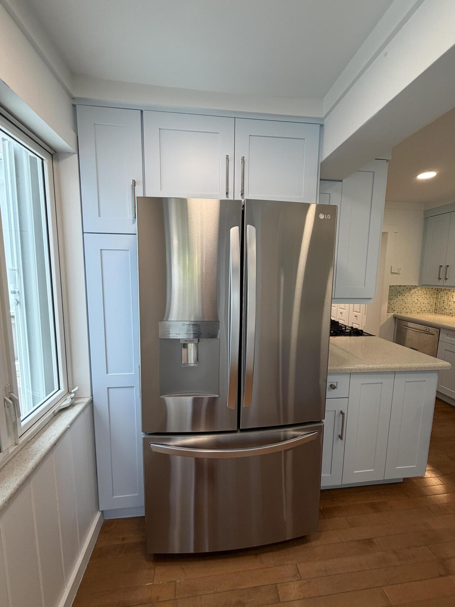 NORTHRIDGE - Residential Lease