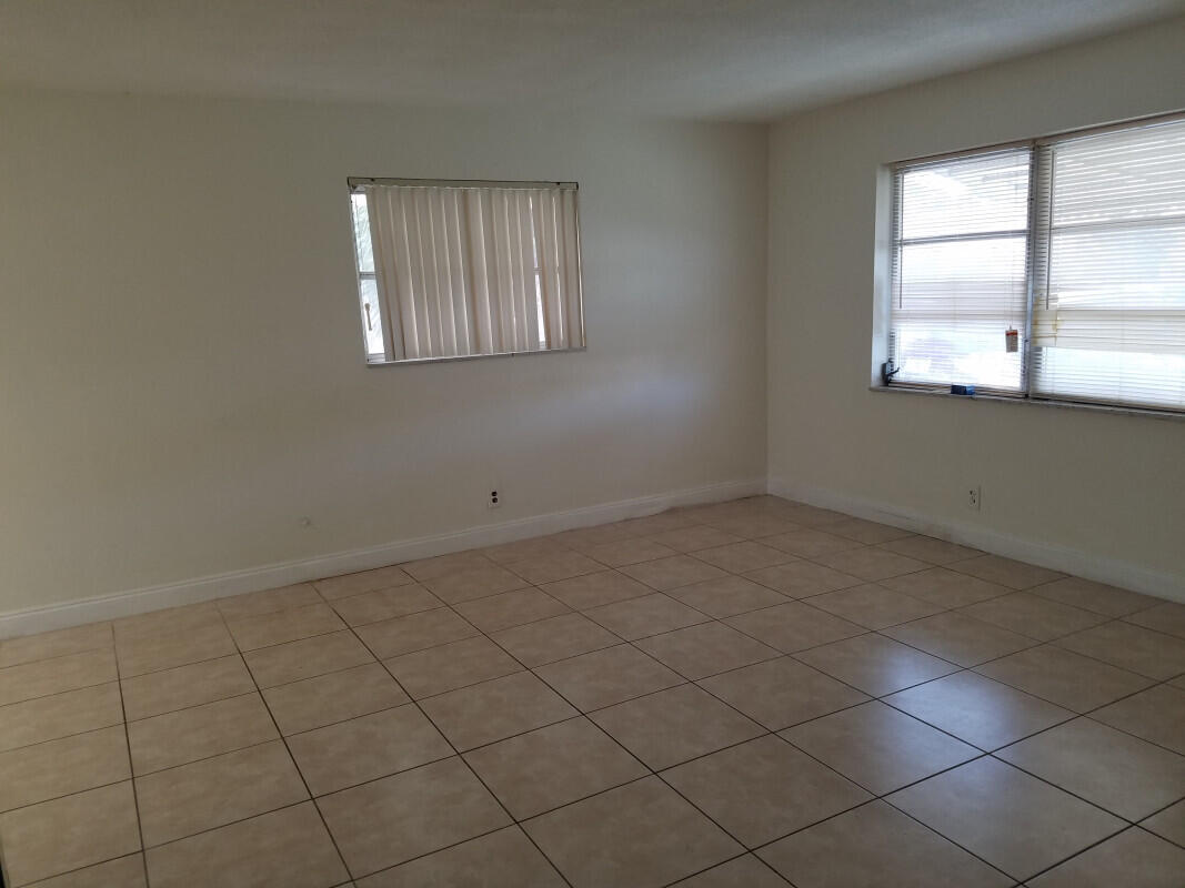 4934 NW 55th Street