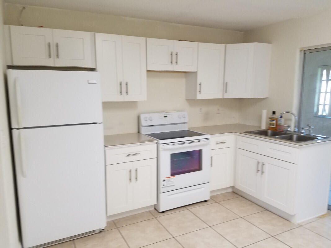 4934 NW 55th Street