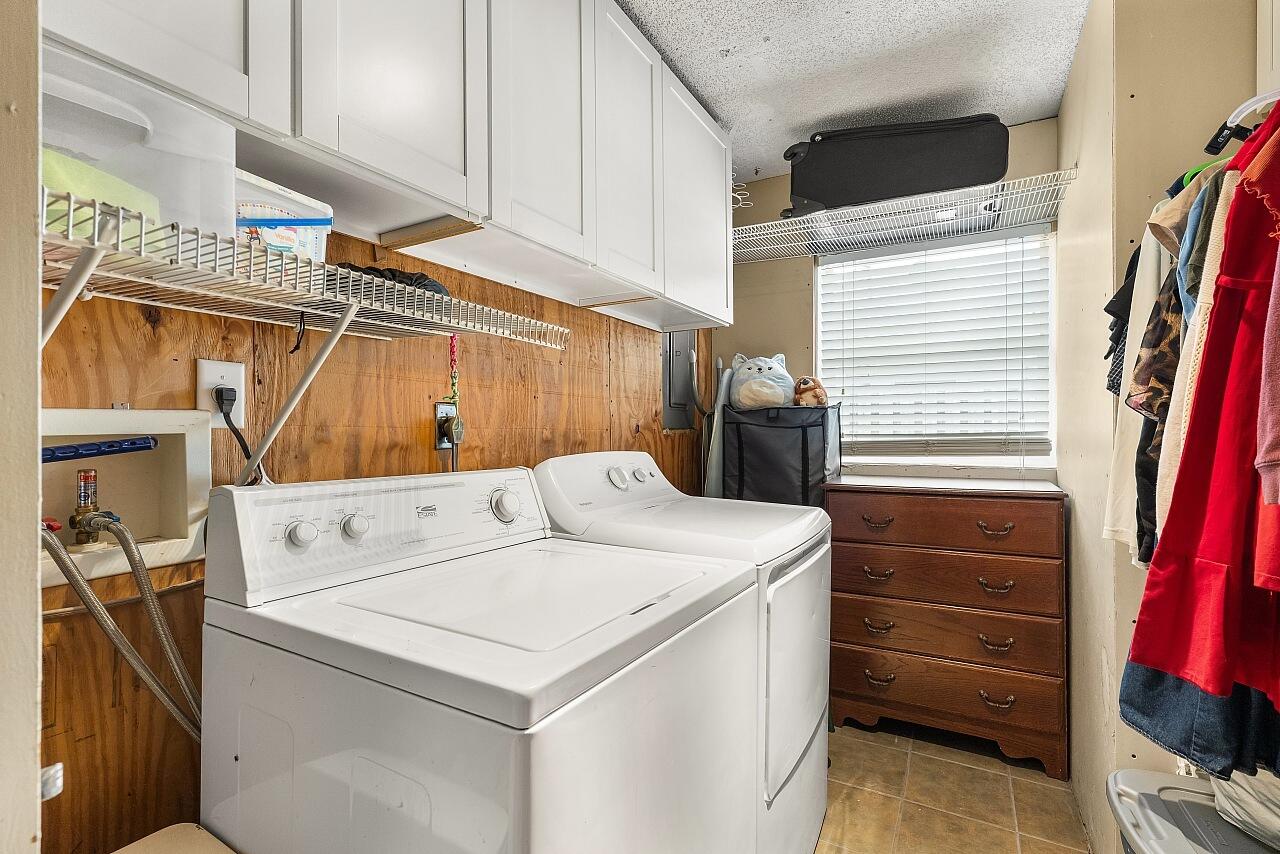 INDIAN RIVER HEIGHTS UNIT 1 - Residential