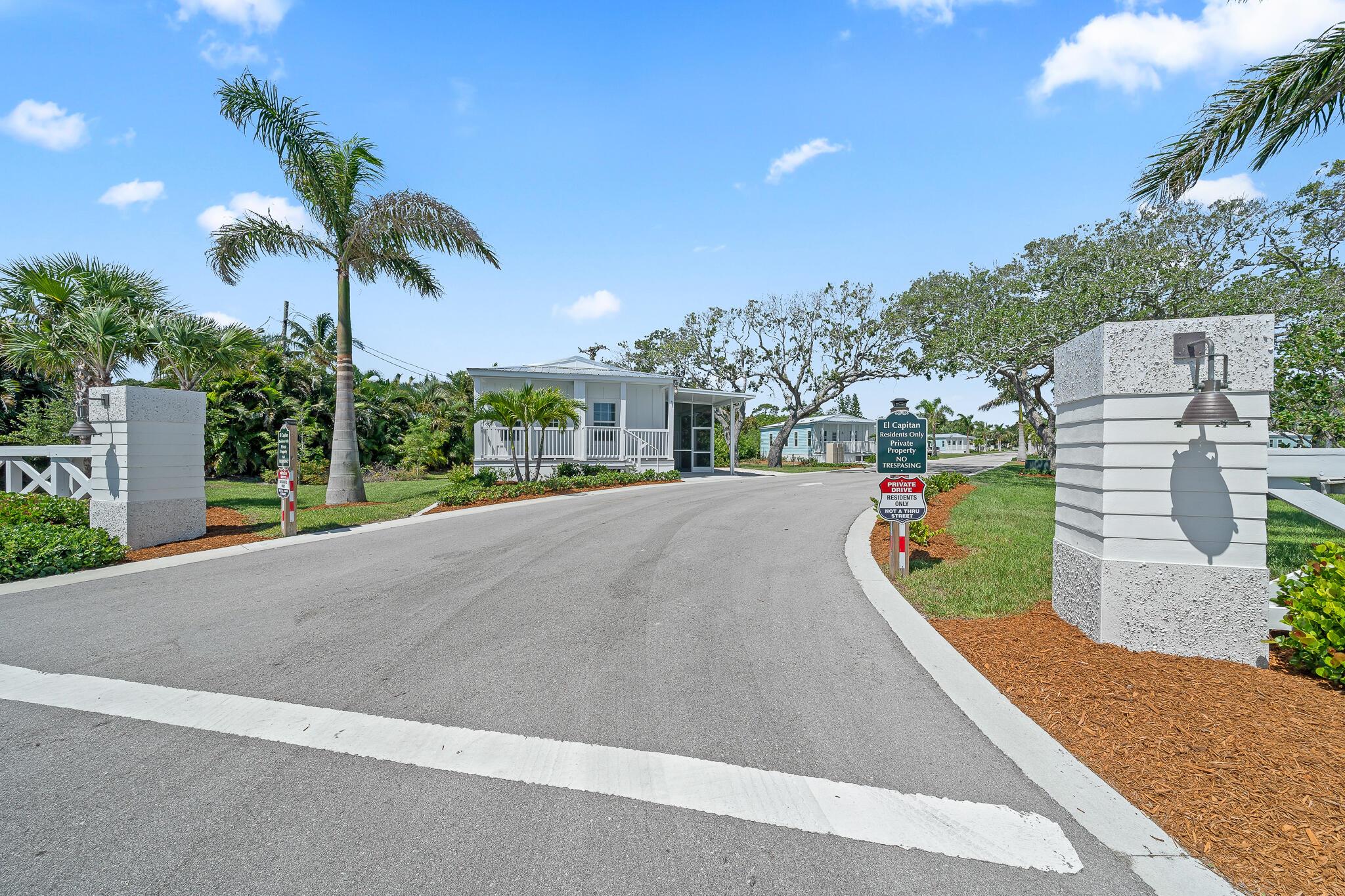 El Capitan Waterfront Com - Residential