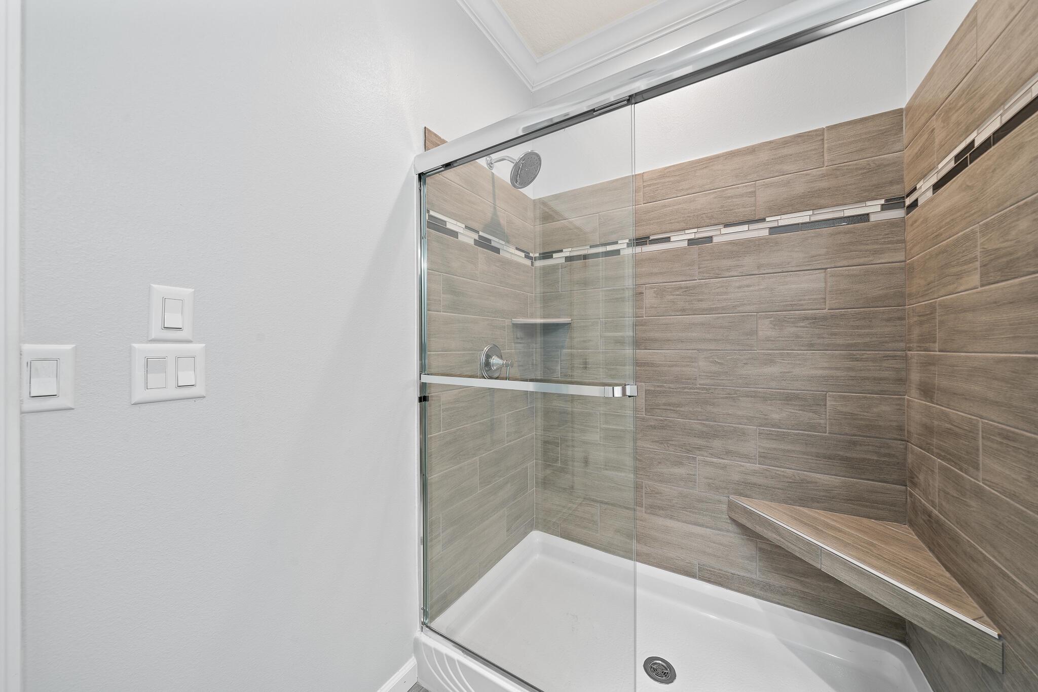 El Capitan Waterfront Com - Residential