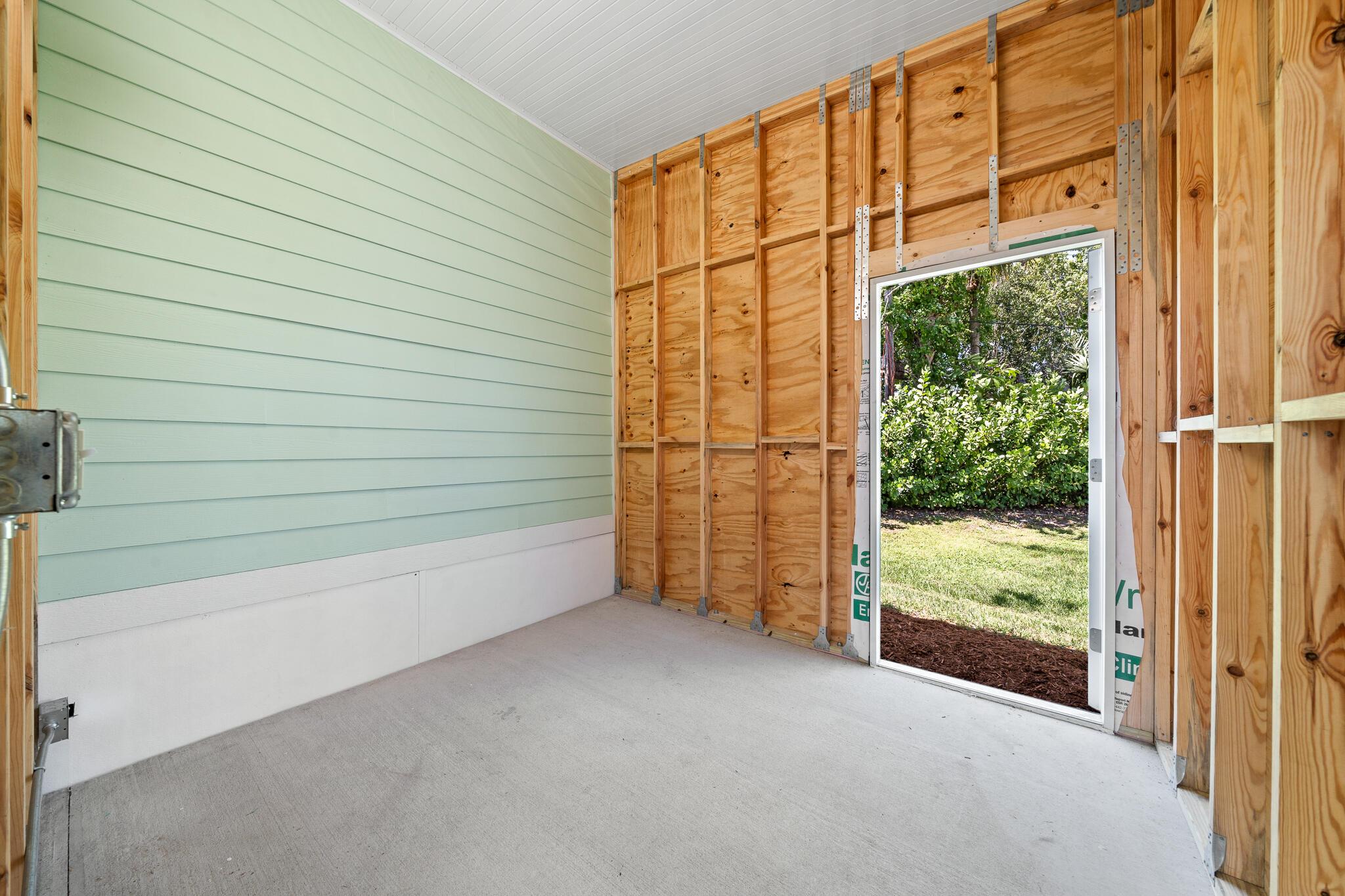 El Capitan Waterfront Com - Residential