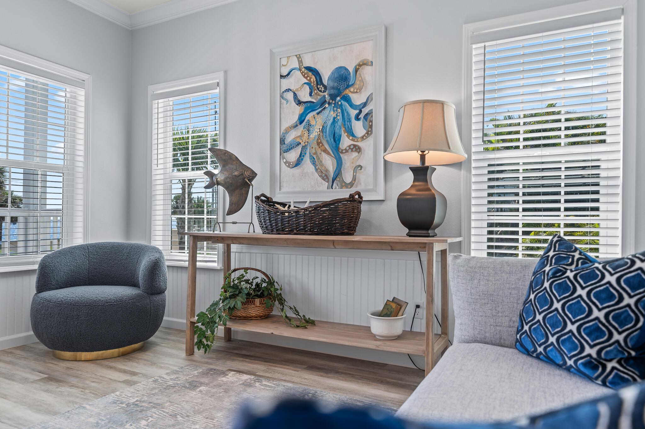 El Capitan Waterfront Com - Residential