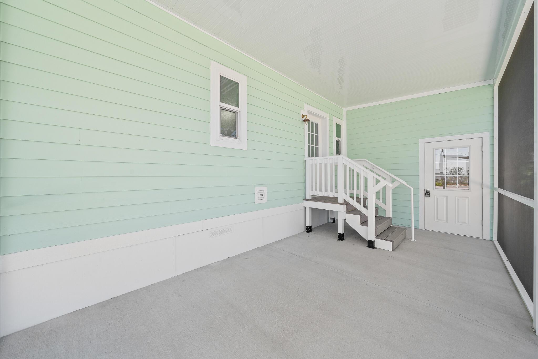 El Capitan Waterfront Com - Residential