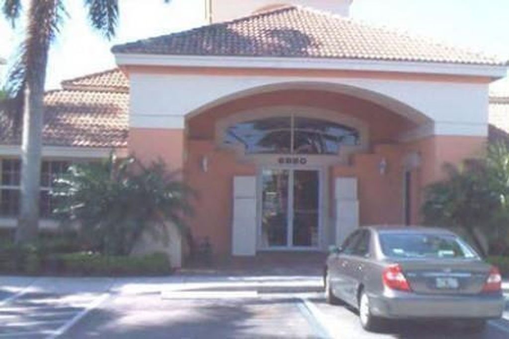 Photo of 6936 SW 39th Street #D208, Davie, FL 33314 (MLS # B26030527)