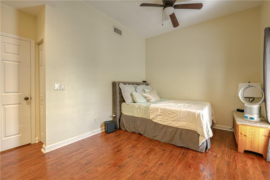 Vintage - Residential