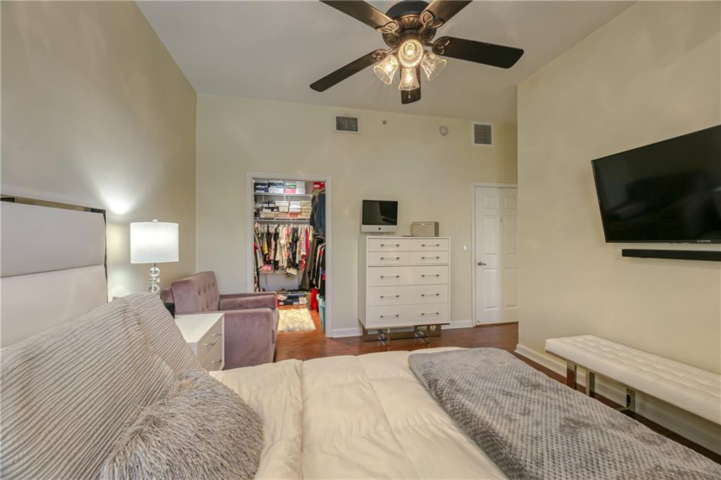 Vintage - Residential