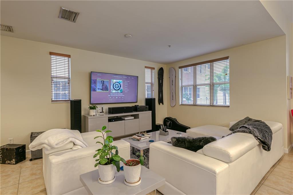 Vintage - Residential