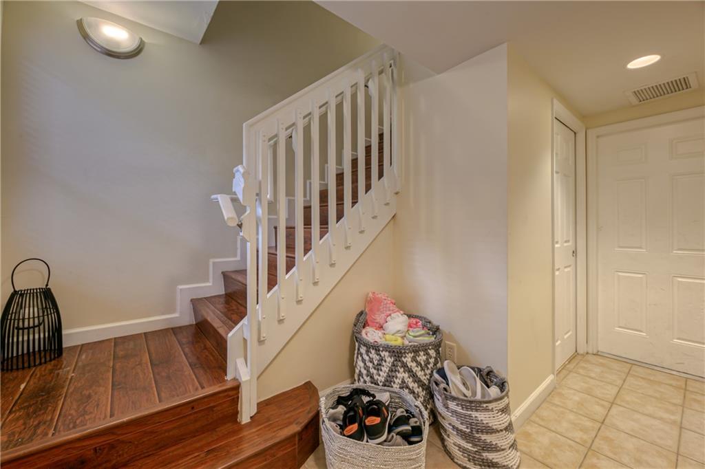 Vintage - Residential