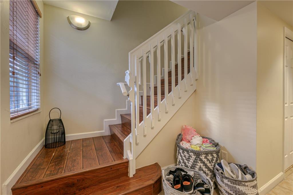 Vintage - Residential