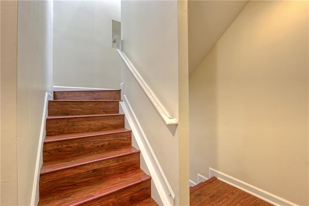 Vintage - Residential