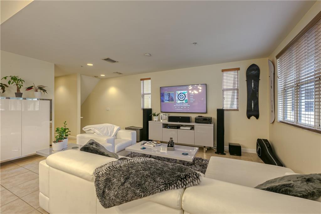 Vintage - Residential