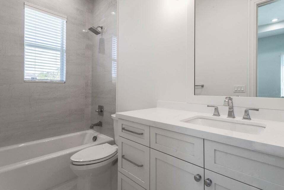 BOCA VILLAS SEC B - Residential