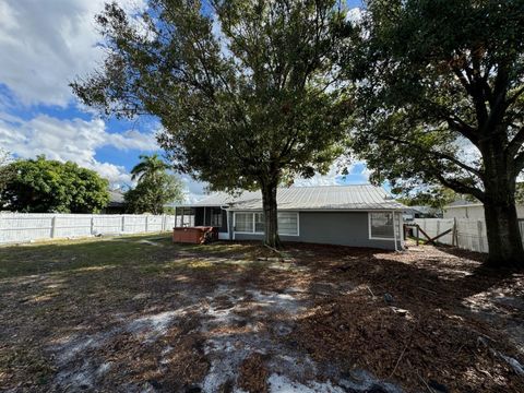 A home in Port St Lucie