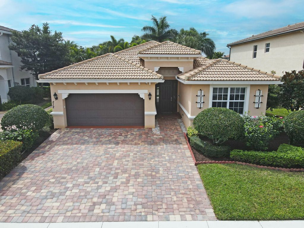 Photo of 212 Behring Way, Jupiter, FL 33458 (MLS # R11130564)