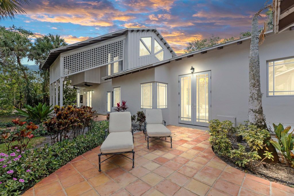 Photo of 12 Oakwood Drive, Sewalls Point, FL 34996 (MLS # R10989569)